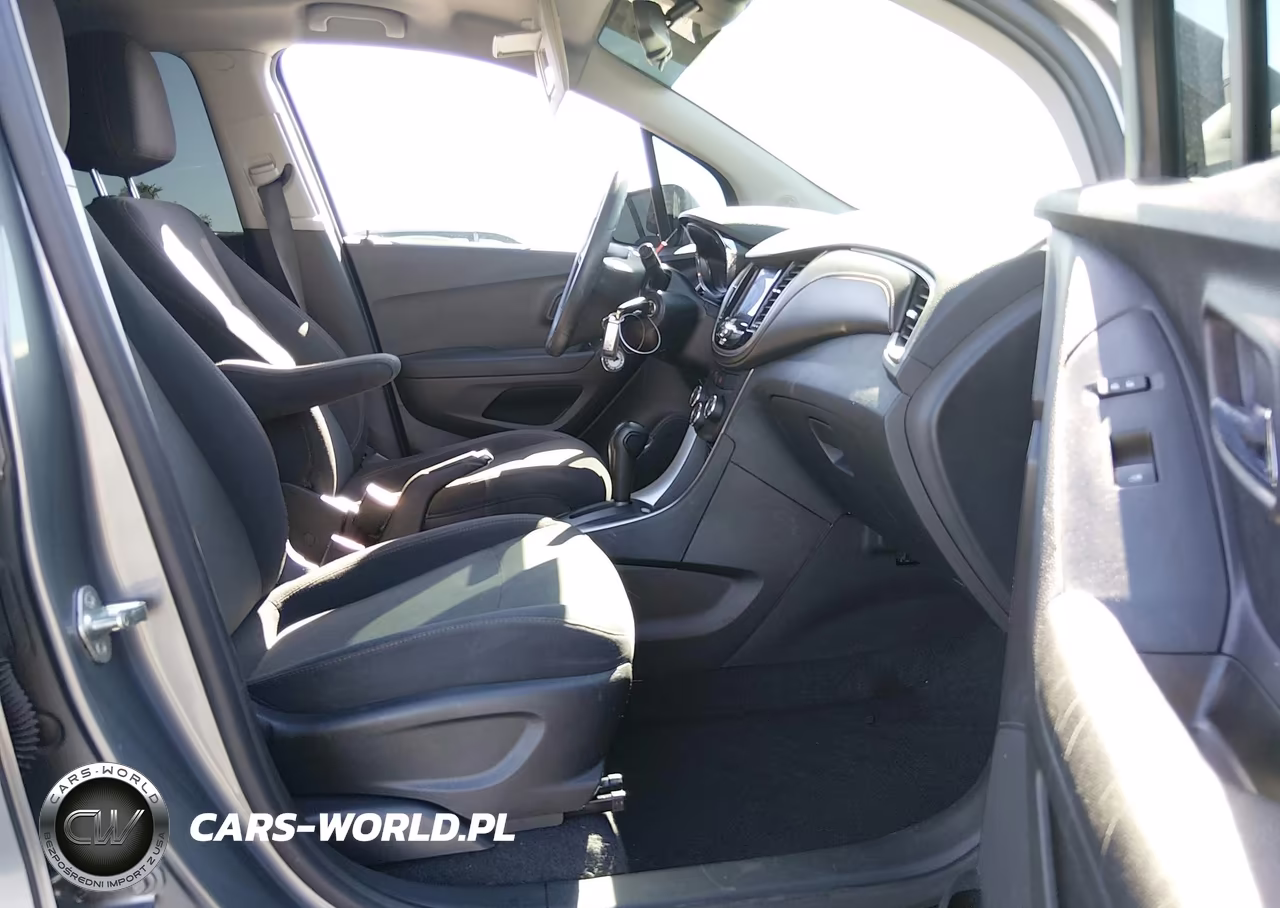 2020 Chevrolet Trax Fwd Ls VIN:3GNCJKSB5LL331742 - 5
