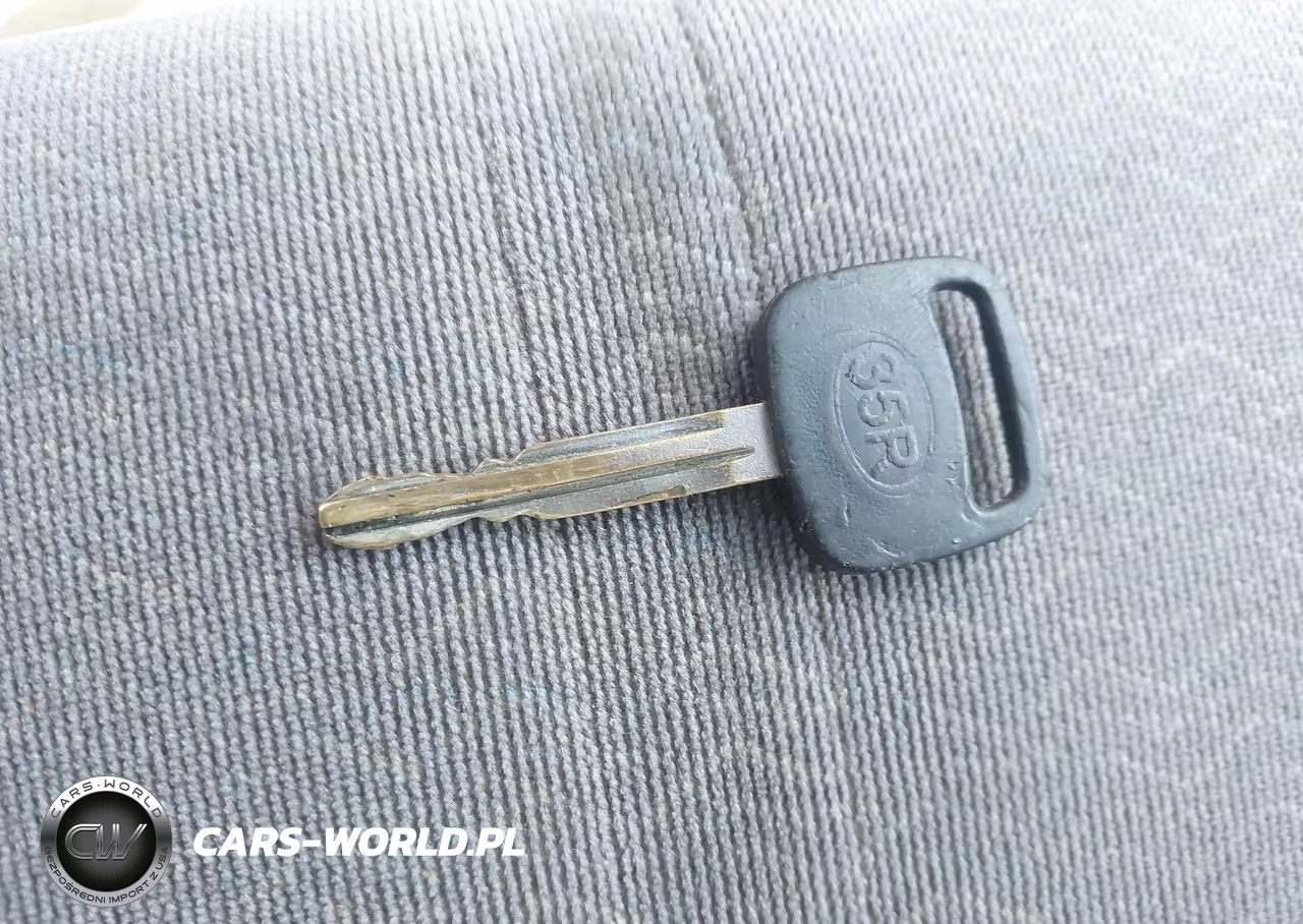 1997 Toyota Camry Le VIN:JT2BG22K4V0025515 - 11