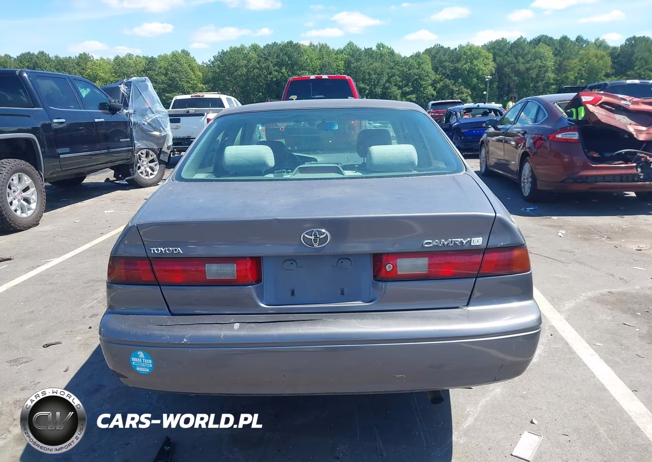 1997 Toyota Camry Le VIN:JT2BG22K4V0025515 - 16