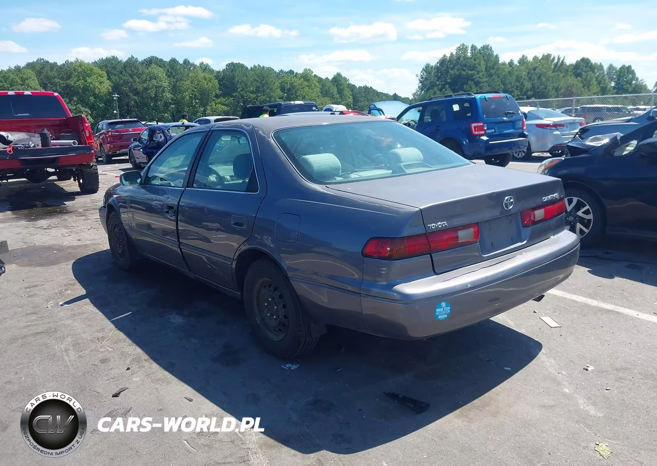 1997 Toyota Camry Le VIN:JT2BG22K4V0025515 - 3