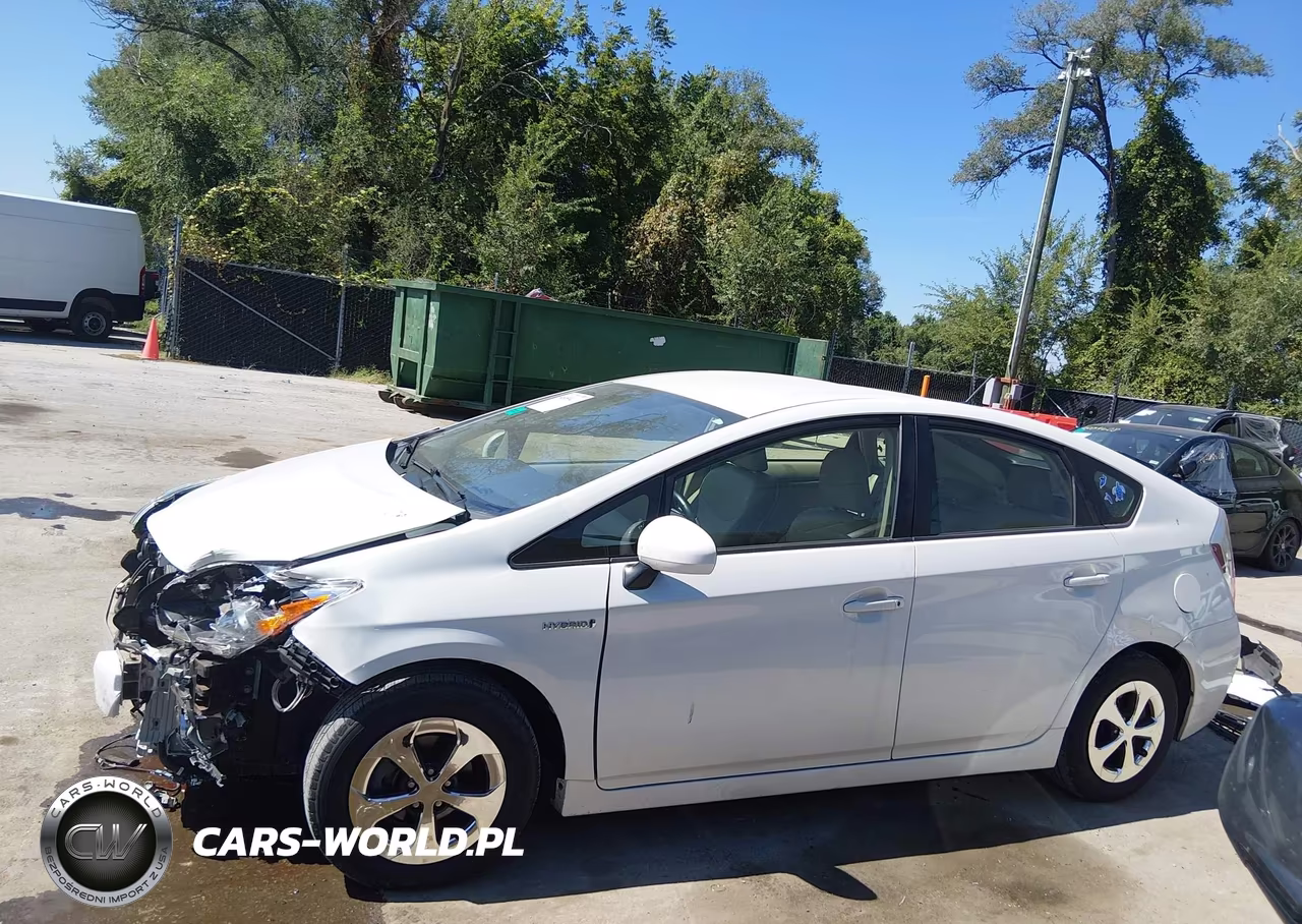 2014 Toyota Prius Four VIN:JTDKN3DU1E1748105 - 15