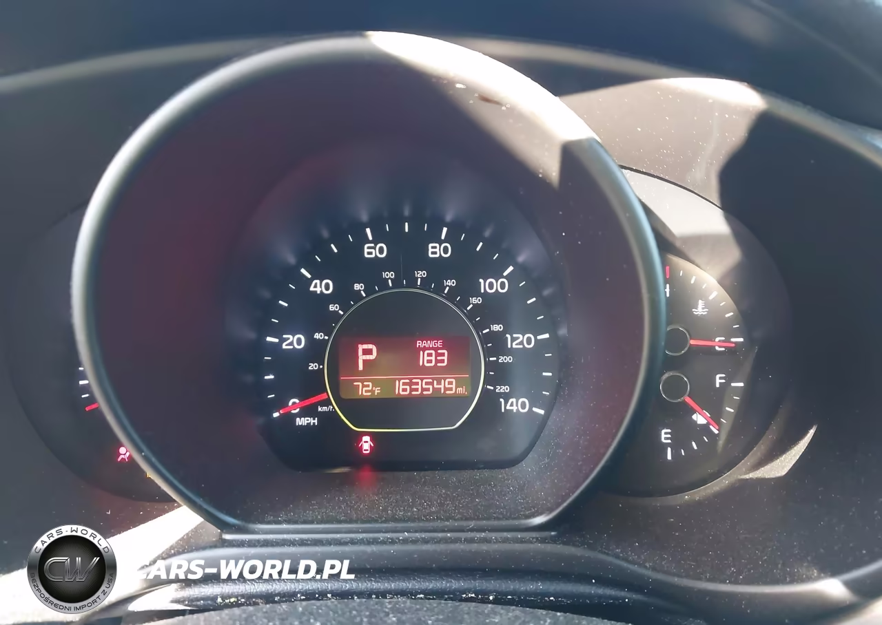 2016 Kia Soul VIN:KNDJN2A24G7353327 - 7