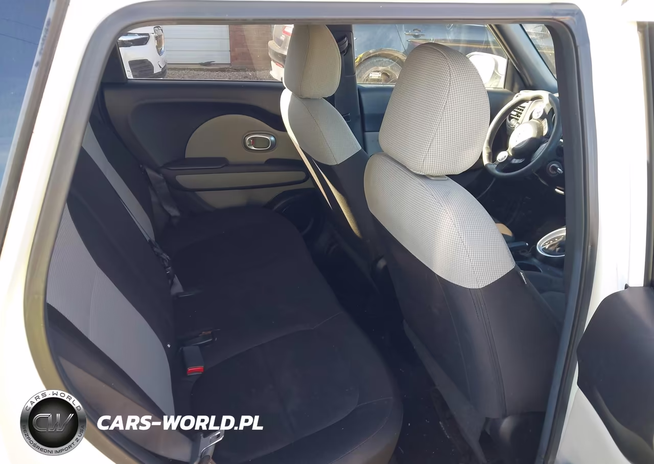 2016 Kia Soul VIN:KNDJN2A24G7353327 - 8