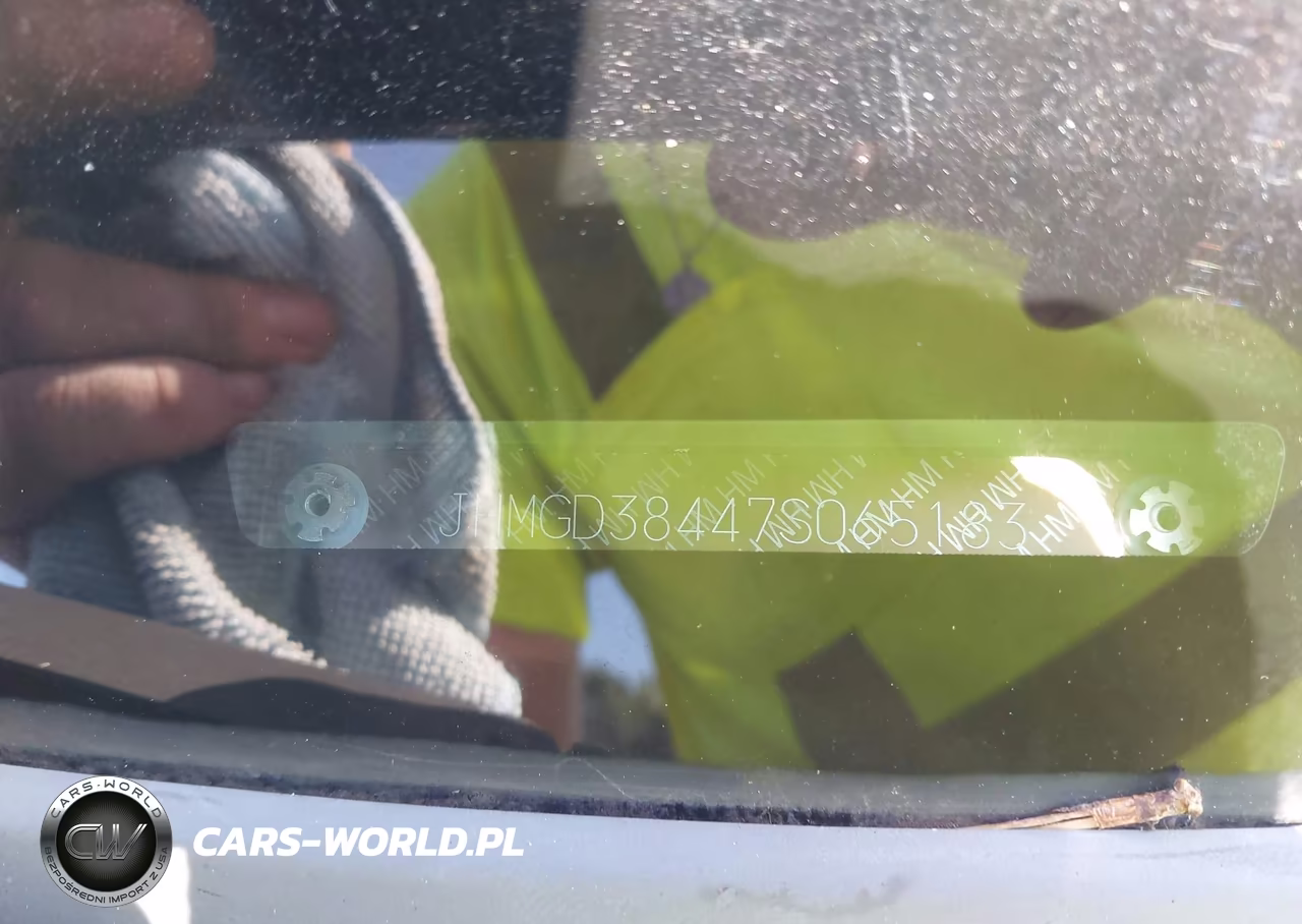 2007 Honda Fit VIN:JHMGD38447S065183 - 17