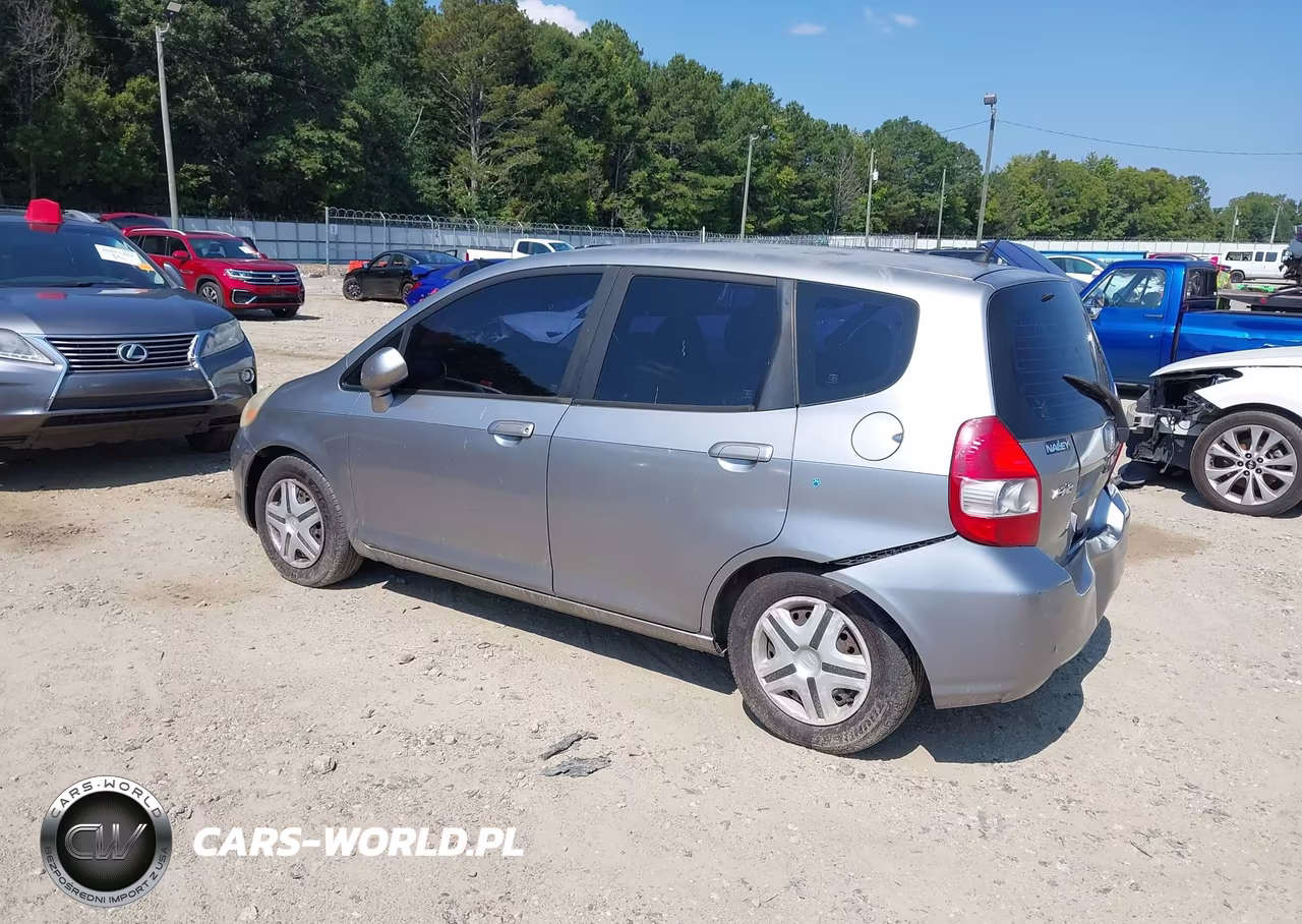 2007 Honda Fit VIN:JHMGD38447S065183 - 3