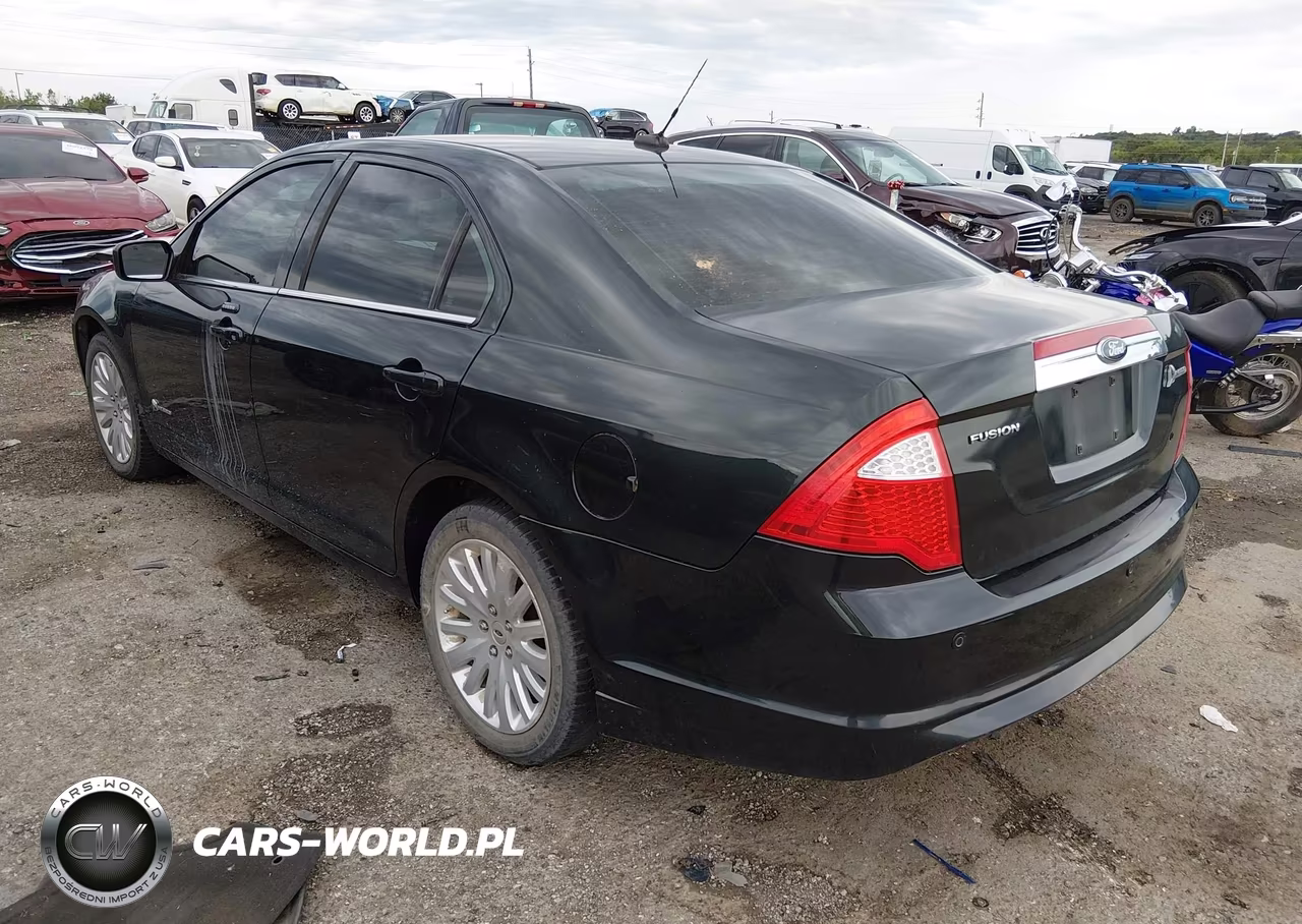 2010 Ford Fusion Hybrid VIN:3FADP0L31AR135742 - 3