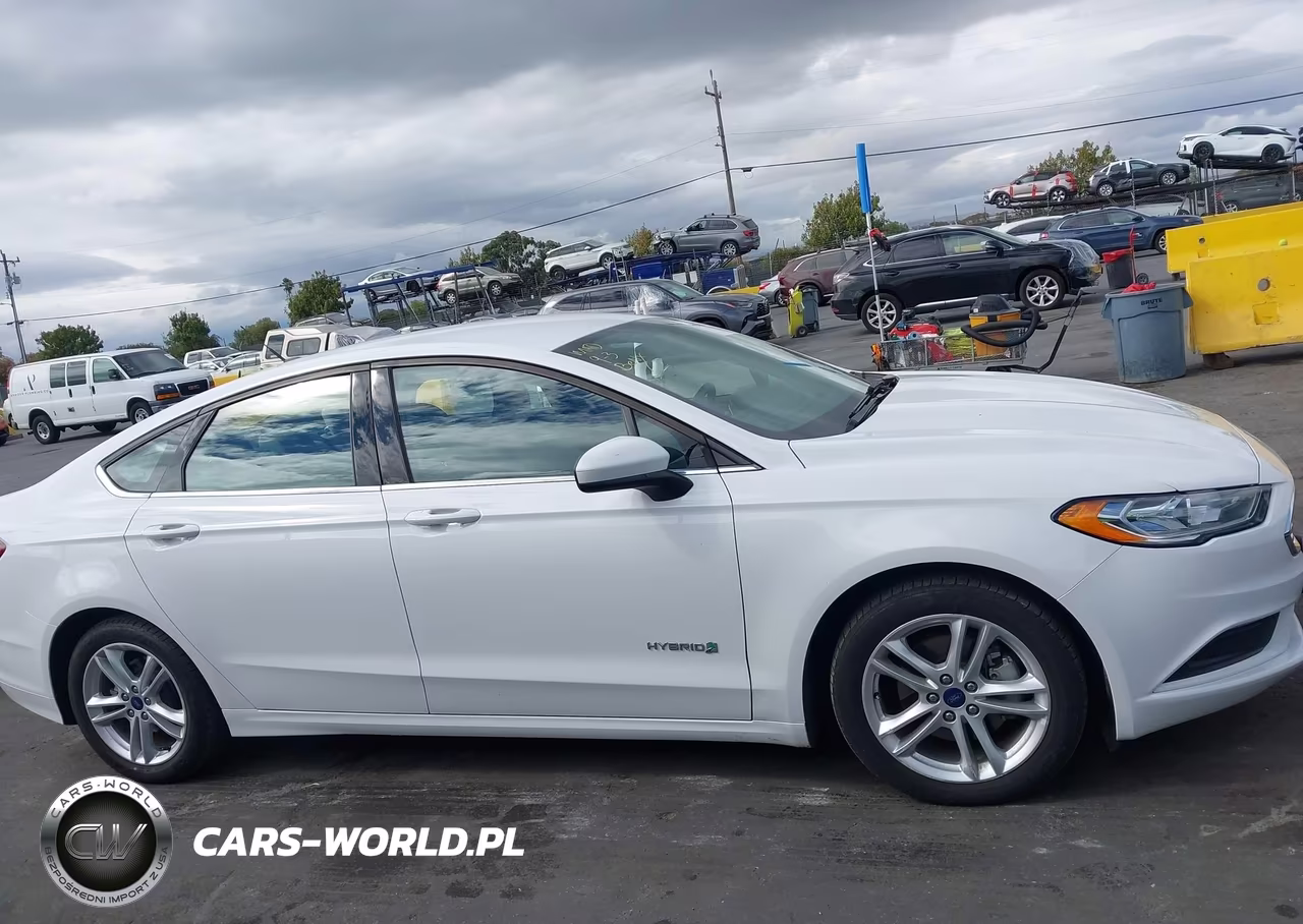 2018 Ford Fusion Hybrid S VIN:3FA6P0UU7JR125412 - 13