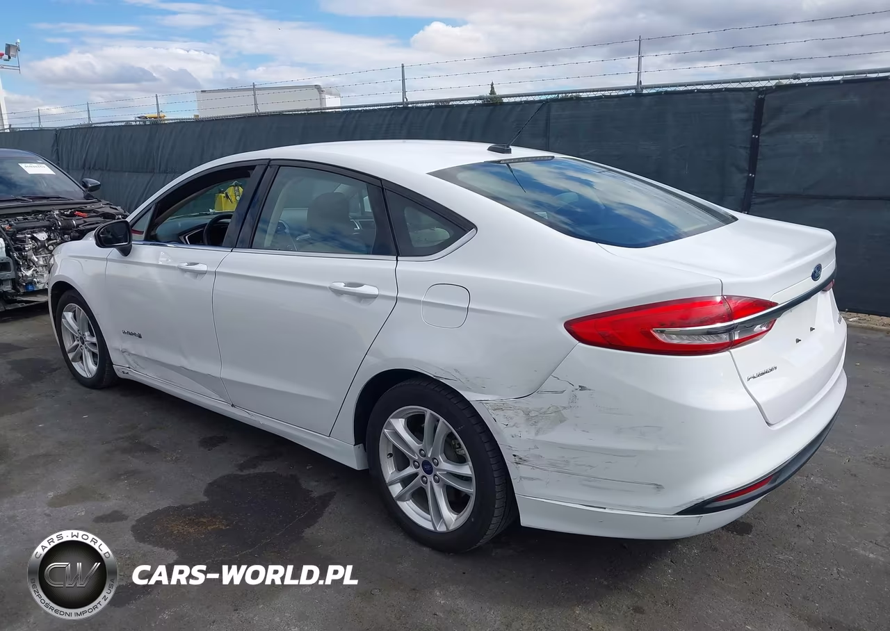 2018 Ford Fusion Hybrid S VIN:3FA6P0UU7JR125412 - 3