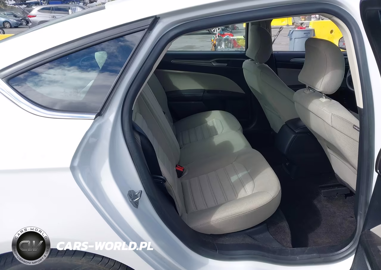 2018 Ford Fusion Hybrid S VIN:3FA6P0UU7JR125412 - 8