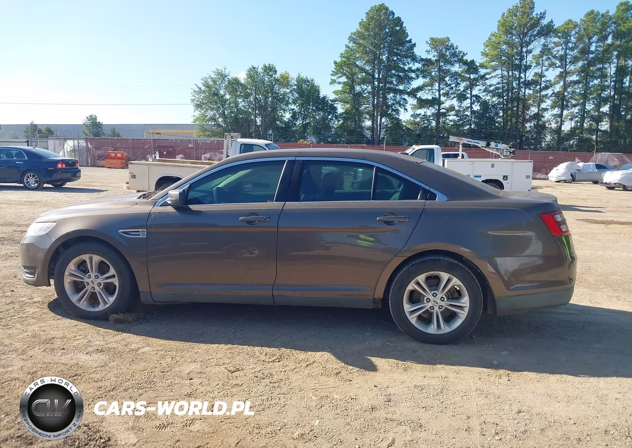 2015 Ford Taurus Sel VIN:1FAHP2E83FG155124 - 14