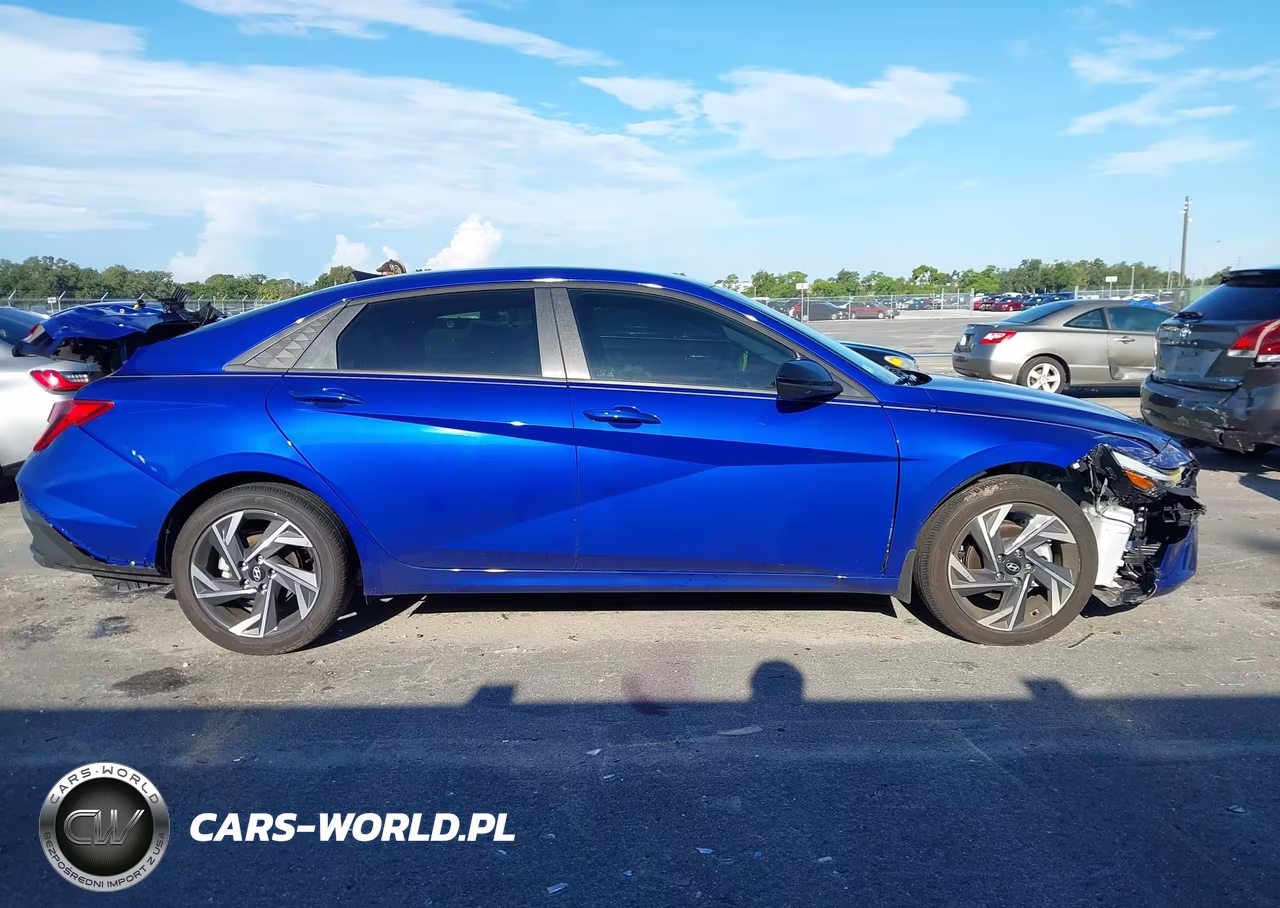 2025 Hyundai Elantra Sel Sport VIN:KMHLM4DG3SU020606 - 13