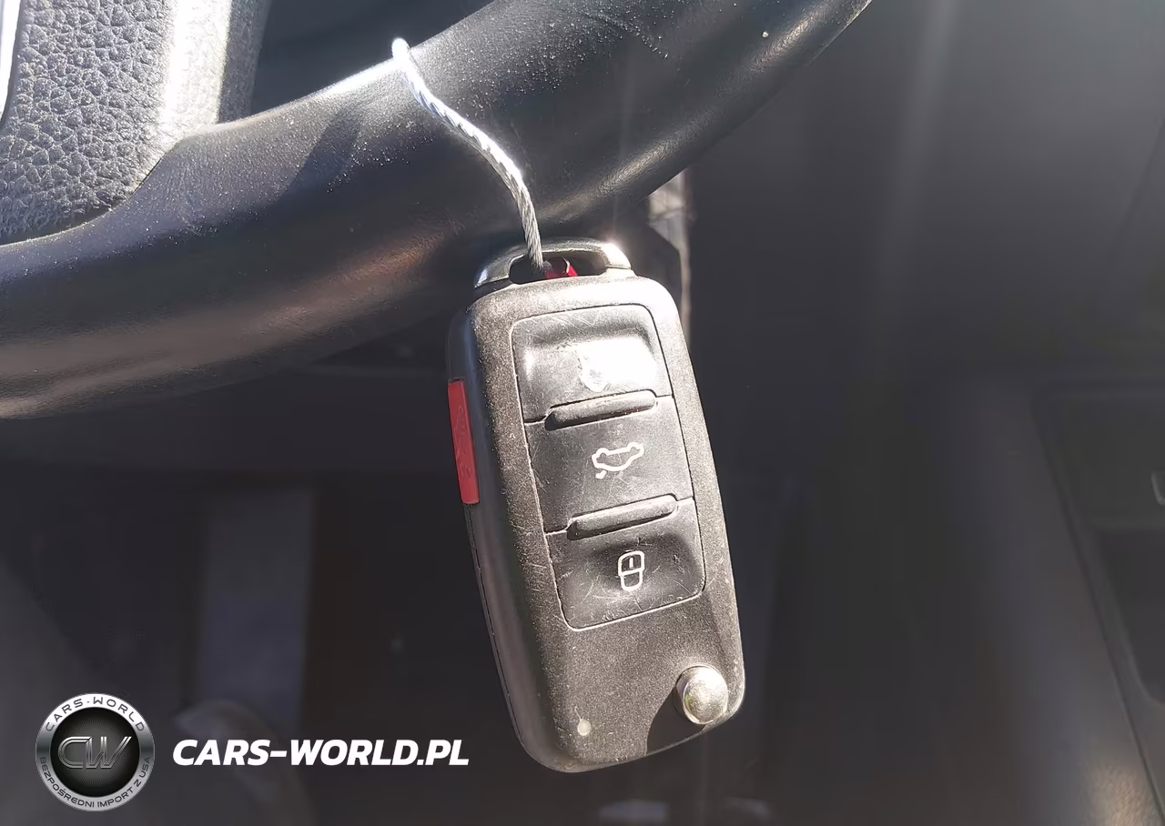 2016 Volkswagen Tiguan S VIN:WVGBV7AX2GW529077 - 11