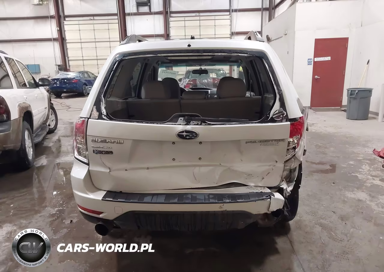 2010 Subaru Forester 2.5X Premium VIN:JF2SH6CC2AG728858 - 17