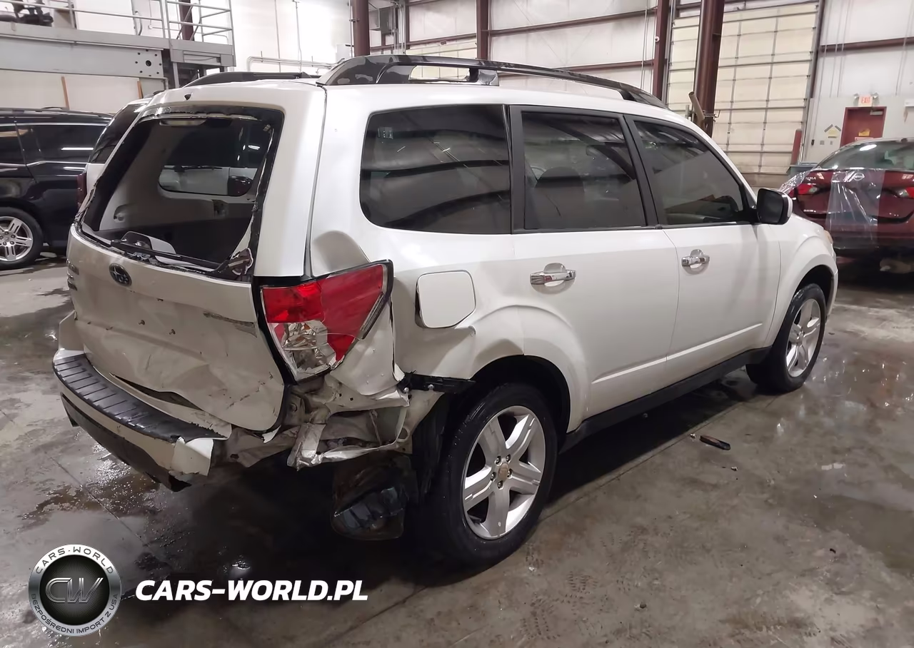 2010 Subaru Forester 2.5X Premium VIN:JF2SH6CC2AG728858 - 4