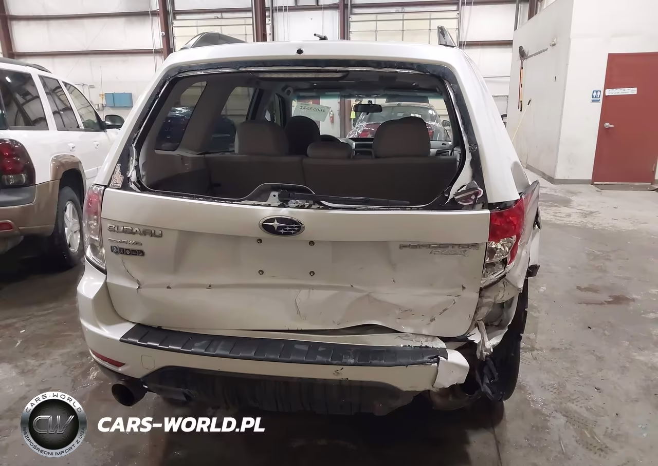 2010 Subaru Forester 2.5X Premium VIN:JF2SH6CC2AG728858 - 6