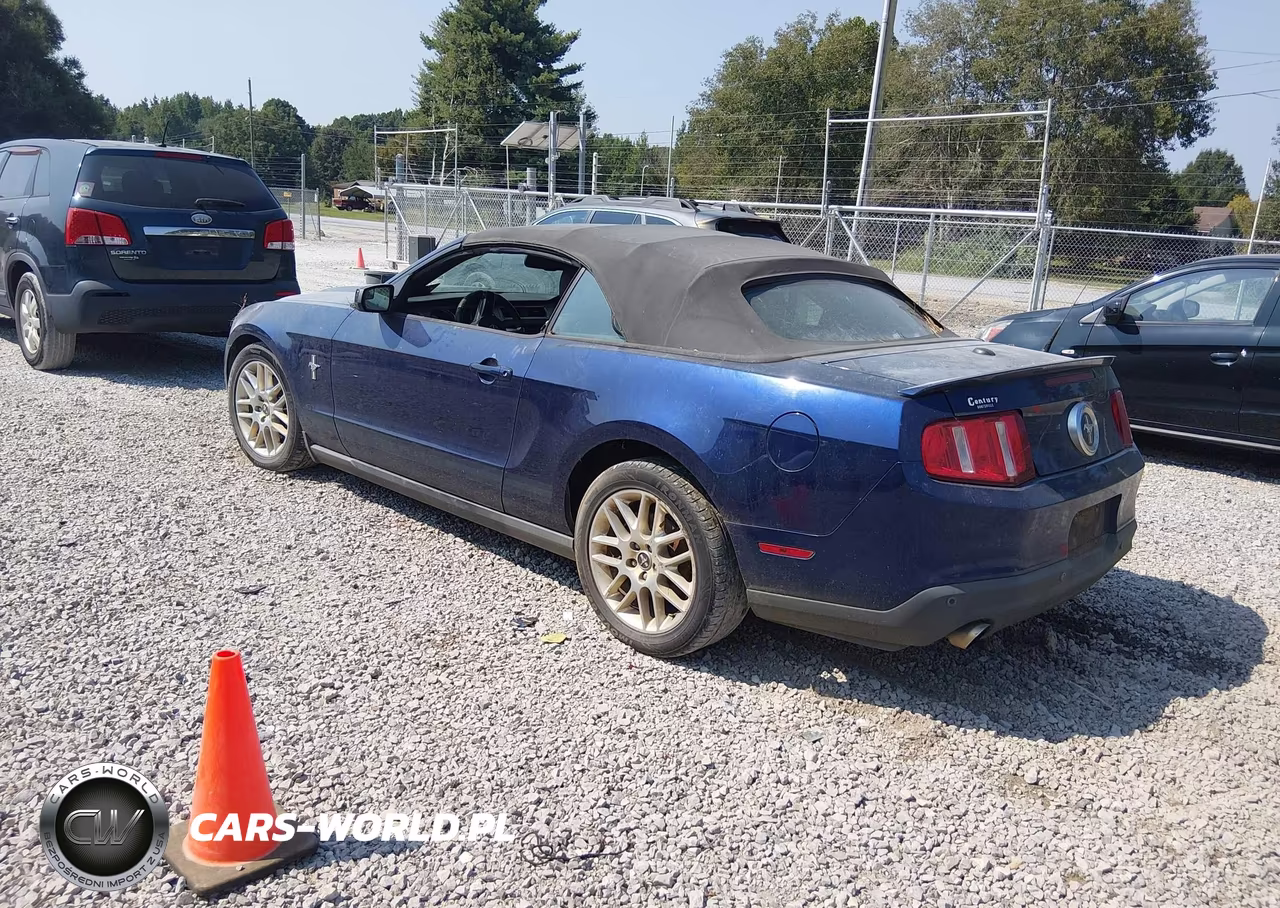 2012 Ford Mustang V6 Premium VIN:1ZVBP8EM0C5255301 - 3