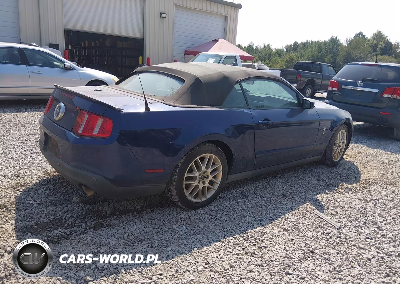 2012 Ford Mustang V6 Premium VIN:1ZVBP8EM0C5255301 - 4