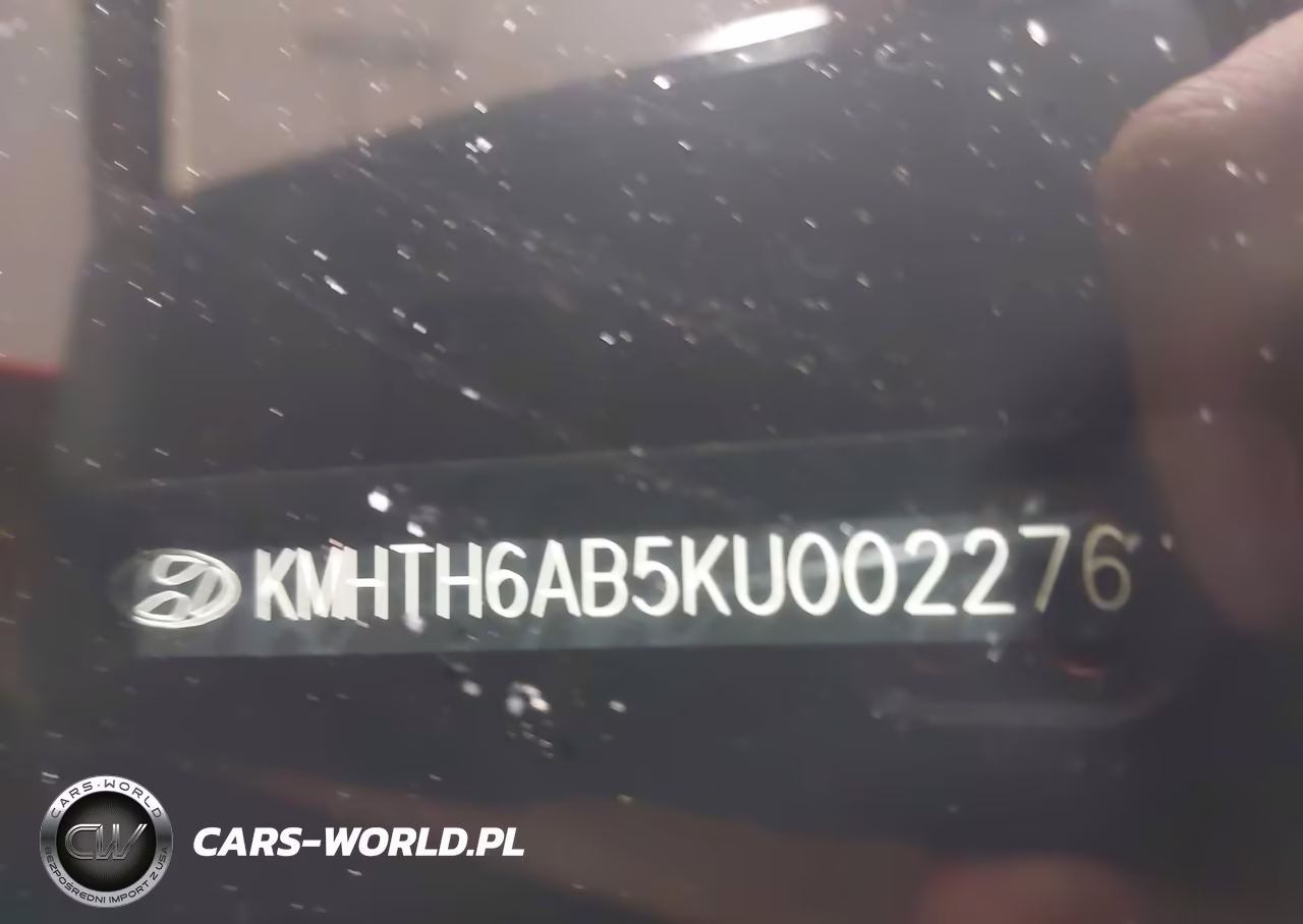 2019 Hyundai Veloster Turbo VIN:KMHTH6AB5KU002276 - 9