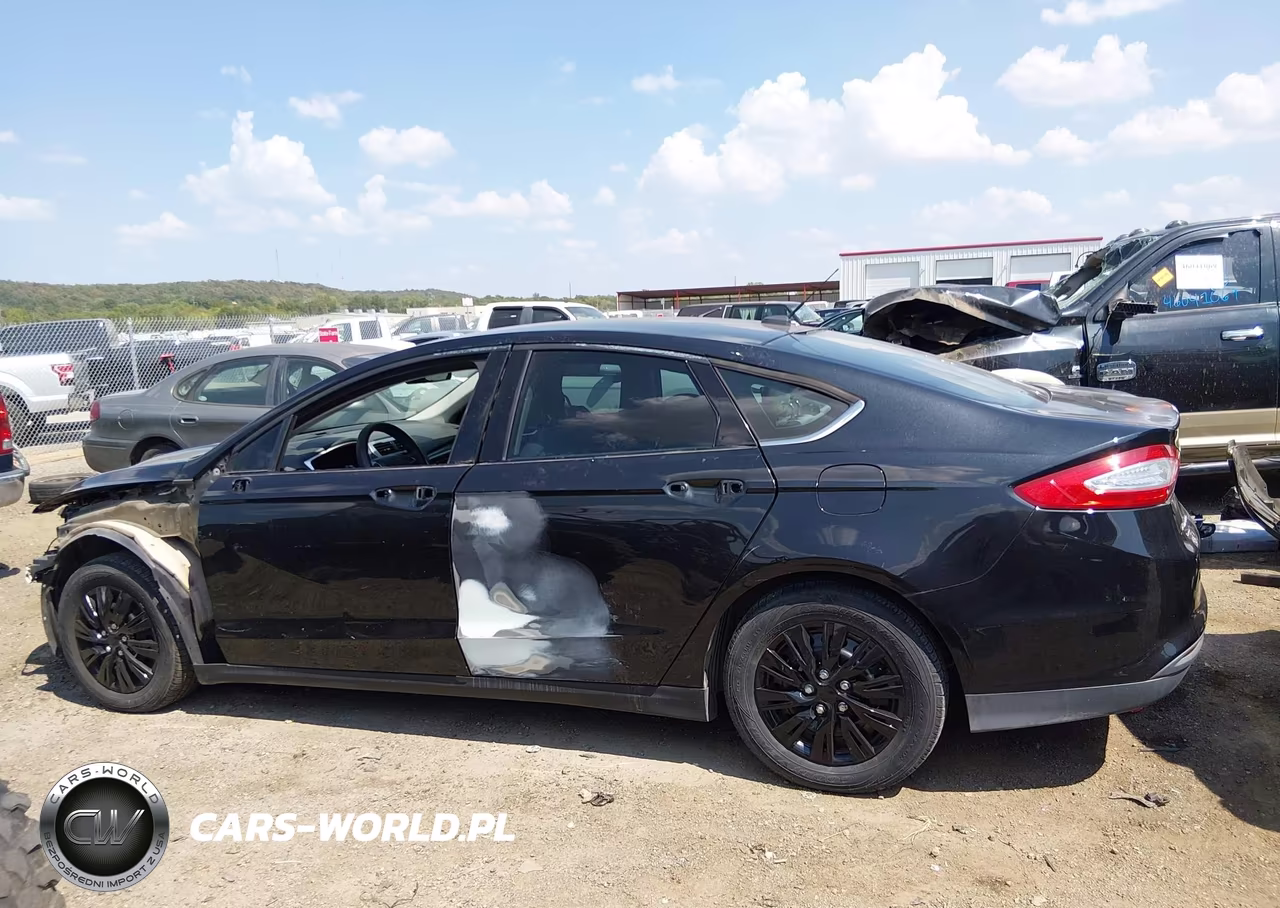 2014 Ford Fusion S VIN:3FA6P0G76ER104434 - 15