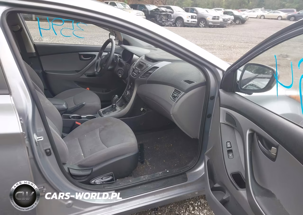2016 Hyundai Elantra Se VIN:5NPDH4AE4GH786295 - 5