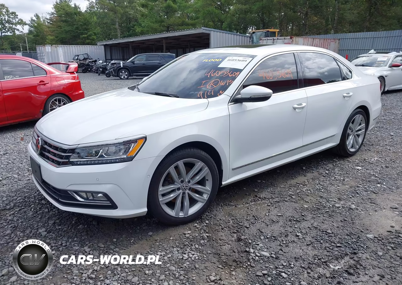 2018 Volkswagen Passat 2.0T Sel Premium VIN:1VWCA7A33JC020915 - 2