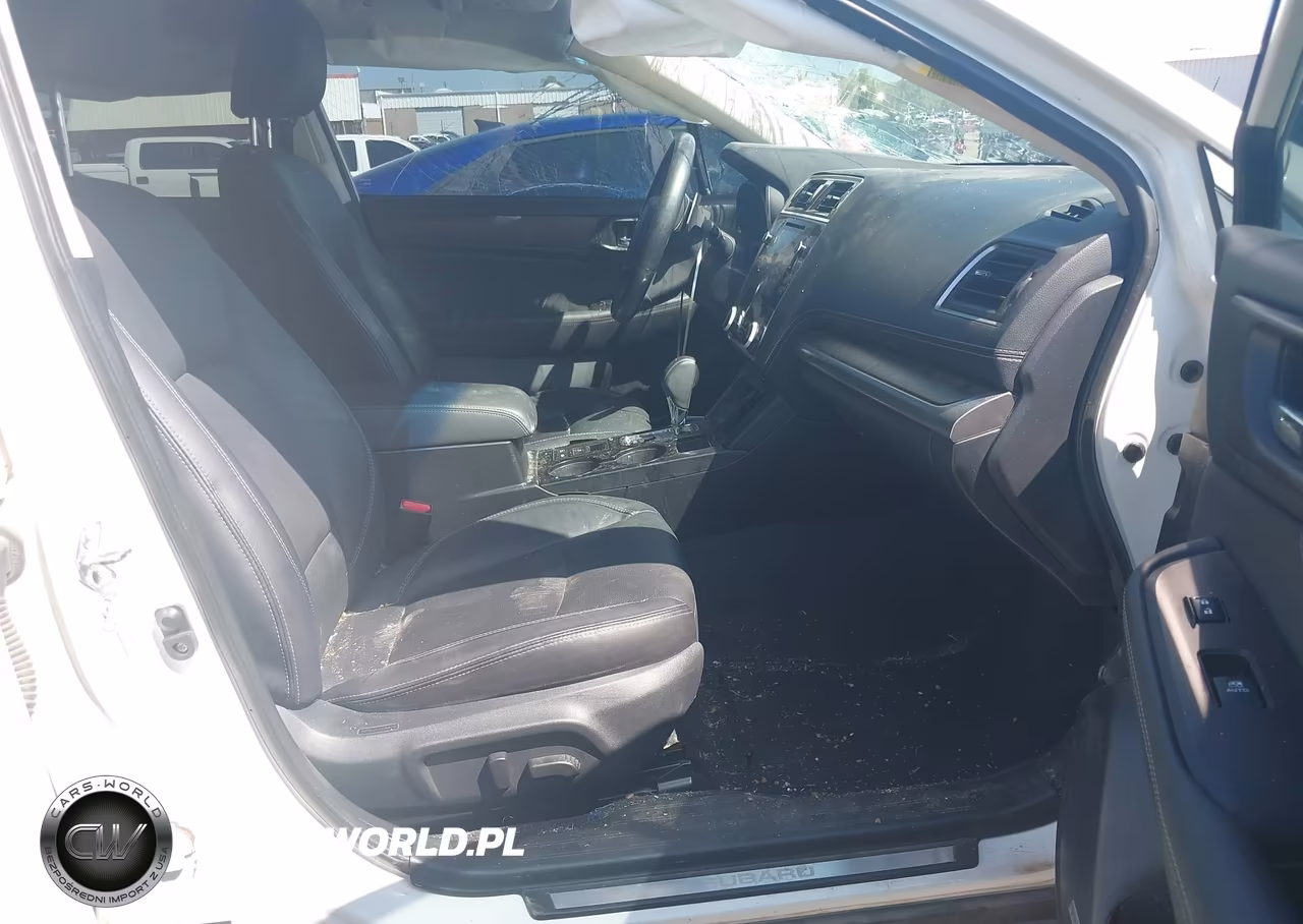 2018 Subaru Outback 2.5I Limited VIN:4S4BSANC7J3266624 - 5