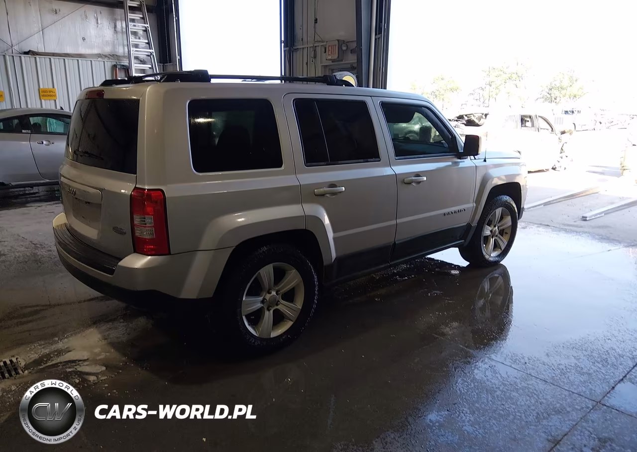 2011 Jeep Patriot Sport VIN:1J4NF1GB2BD265588 - 4