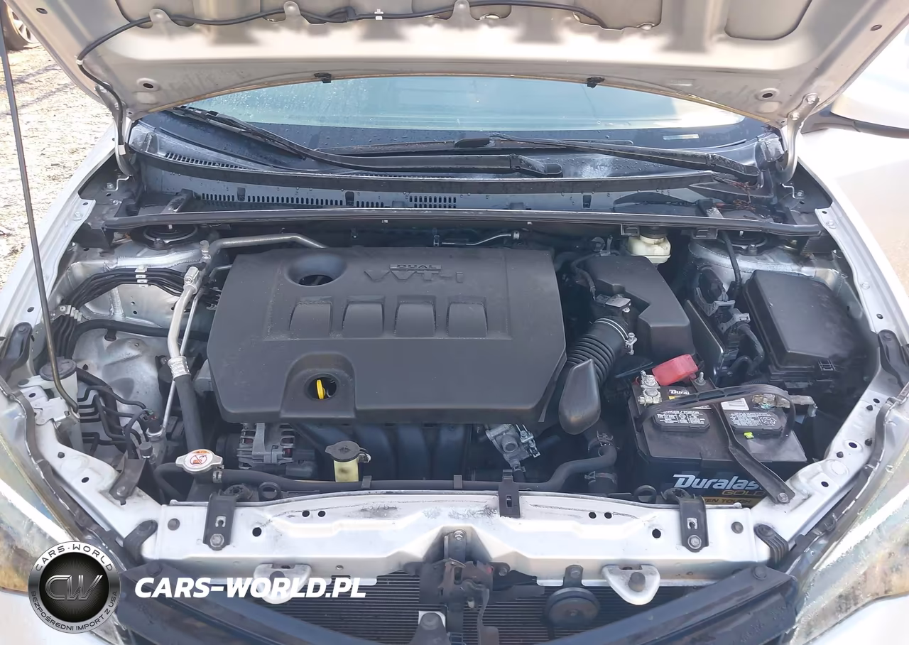 2018 Toyota Corolla Le VIN:5YFBURHE7JP839121 - 10