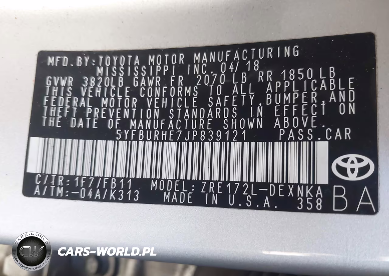 2018 Toyota Corolla Le VIN:5YFBURHE7JP839121 - 9