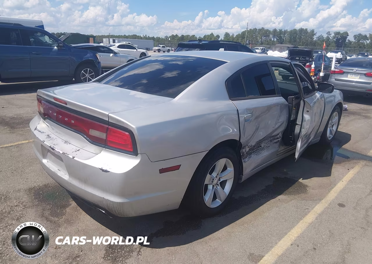 2012 Dodge Charger Se VIN:2C3CDXBG2CH162396 - 4