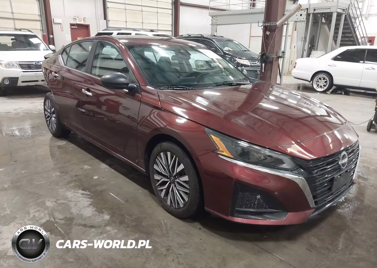 2024 Nissan Altima Sv Fwd