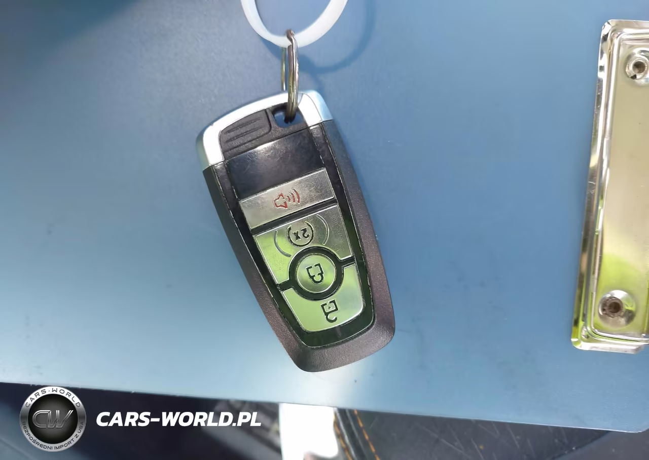 2025 Ford Maverick Tremor VIN:3FTTW8NA2SRA16991 - 11