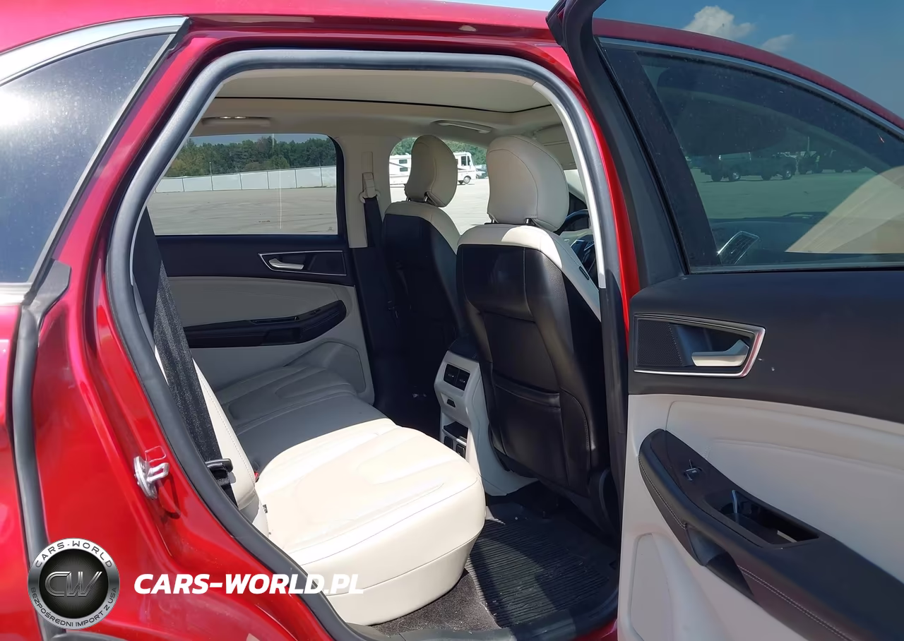 2018 Ford Edge Titanium VIN:2FMPK3K94JBC19237 - 8