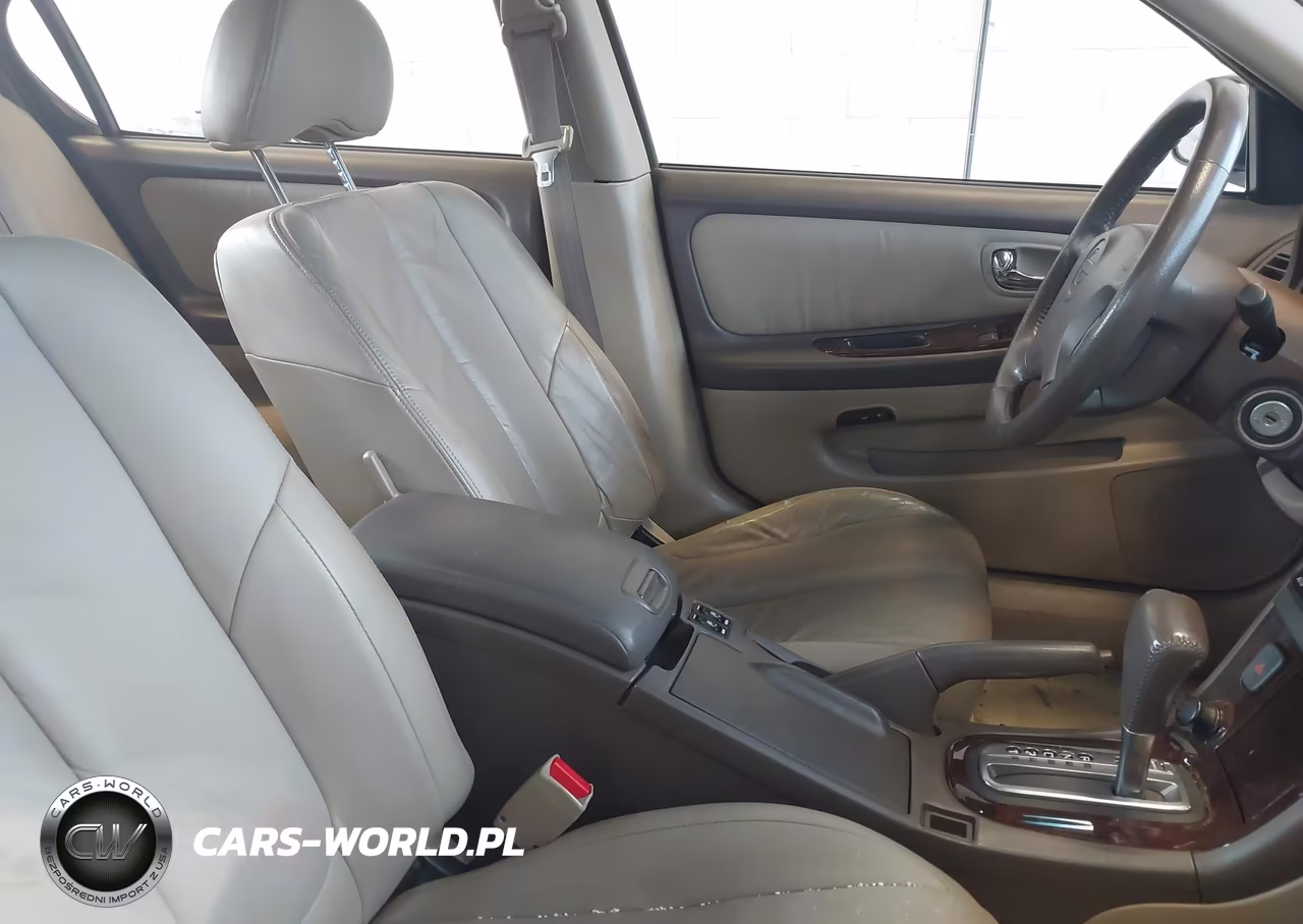 2001 Nissan Maxima Gle VIN:JN1CA31A31T315364 - 5