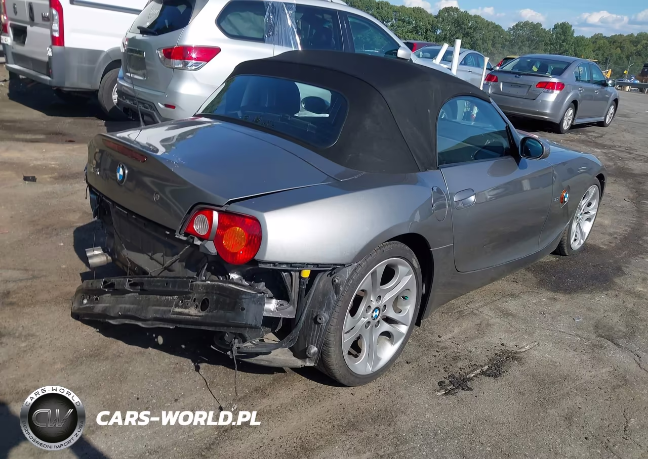 2003 BMW Z4 3.0I VIN:4USBT53453LU00421 - 4