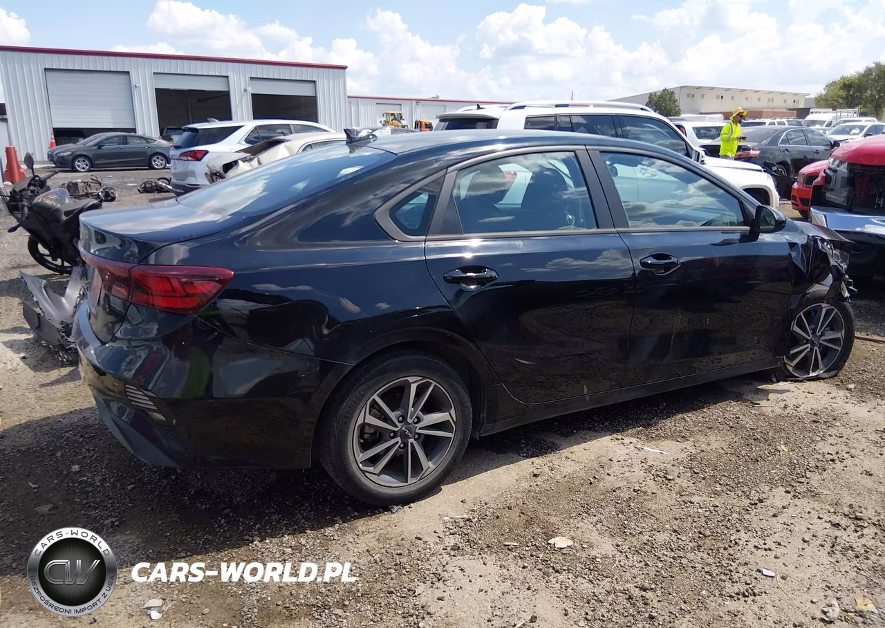 2023 Kia Forte Lxs VIN:3KPF24AD1PE599280 - 14