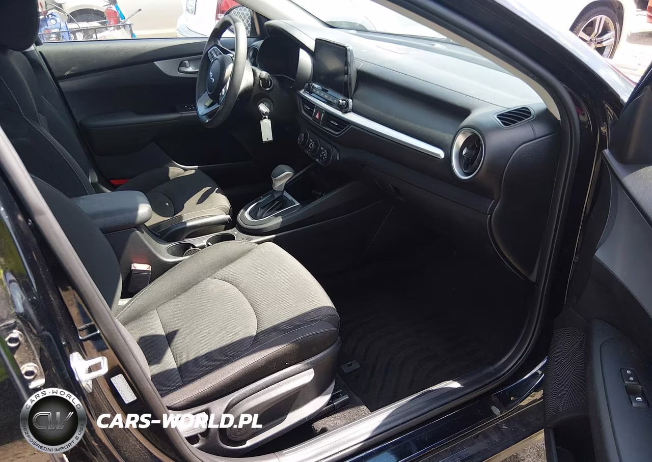2023 Kia Forte Lxs VIN:3KPF24AD1PE599280 - 5