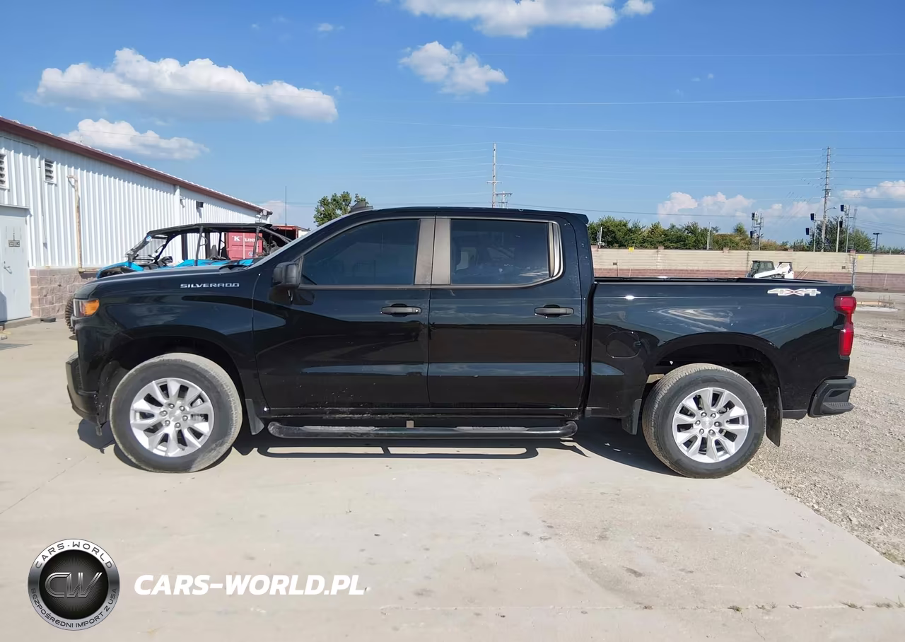 2021 Chevrolet Silverado 1500 4Wd Short Bed Custom VIN:1GCPYBEK9MZ355053 - 15