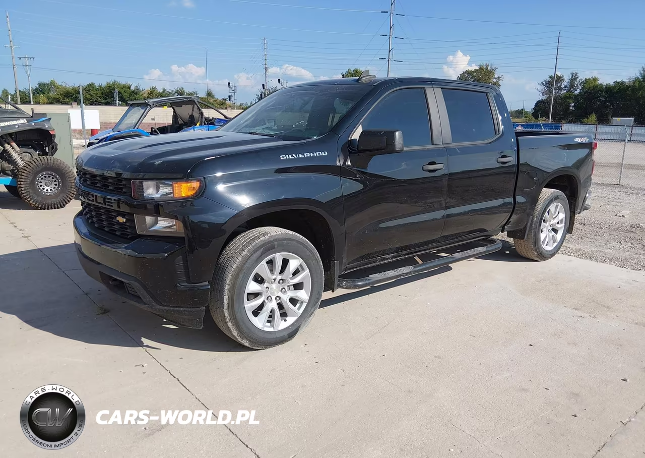 2021 Chevrolet Silverado 1500 4Wd Short Bed Custom VIN:1GCPYBEK9MZ355053 - 2