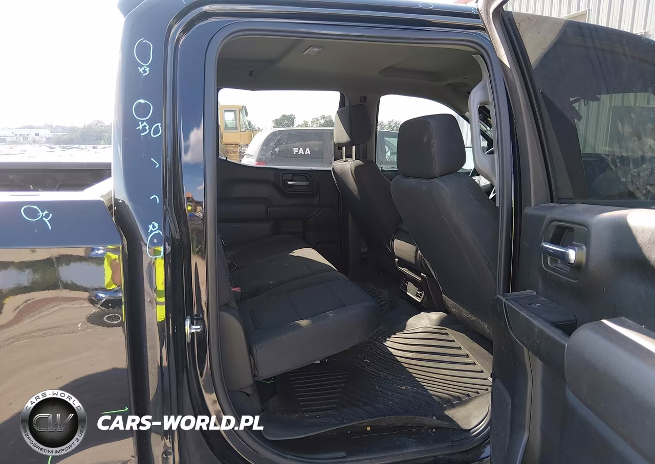 2021 Chevrolet Silverado 1500 4Wd Short Bed Custom VIN:1GCPYBEK9MZ355053 - 8