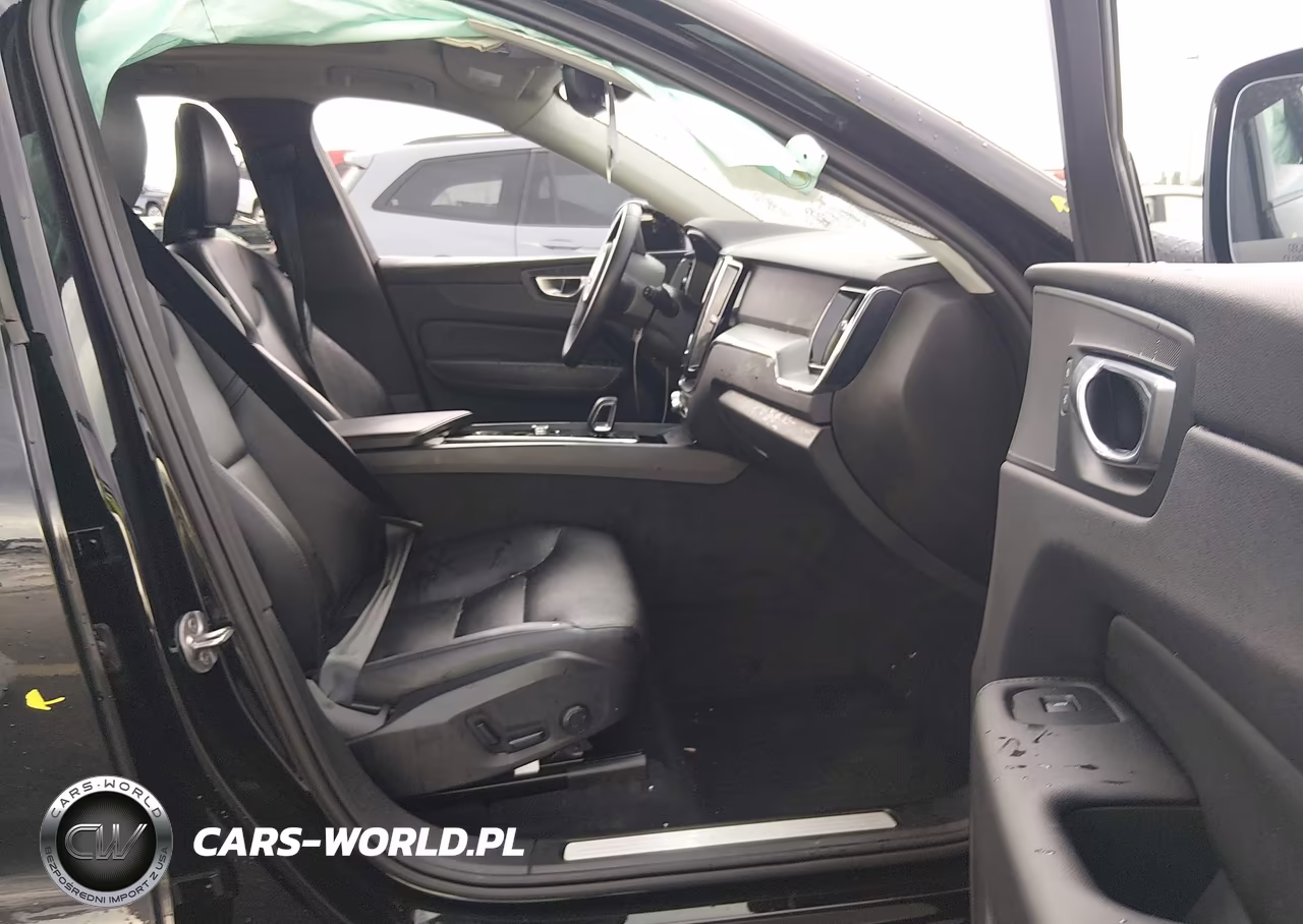2024 Volvo Xc60 B5 Core Dark Theme VIN:YV4L12RK5R1725091 - 5