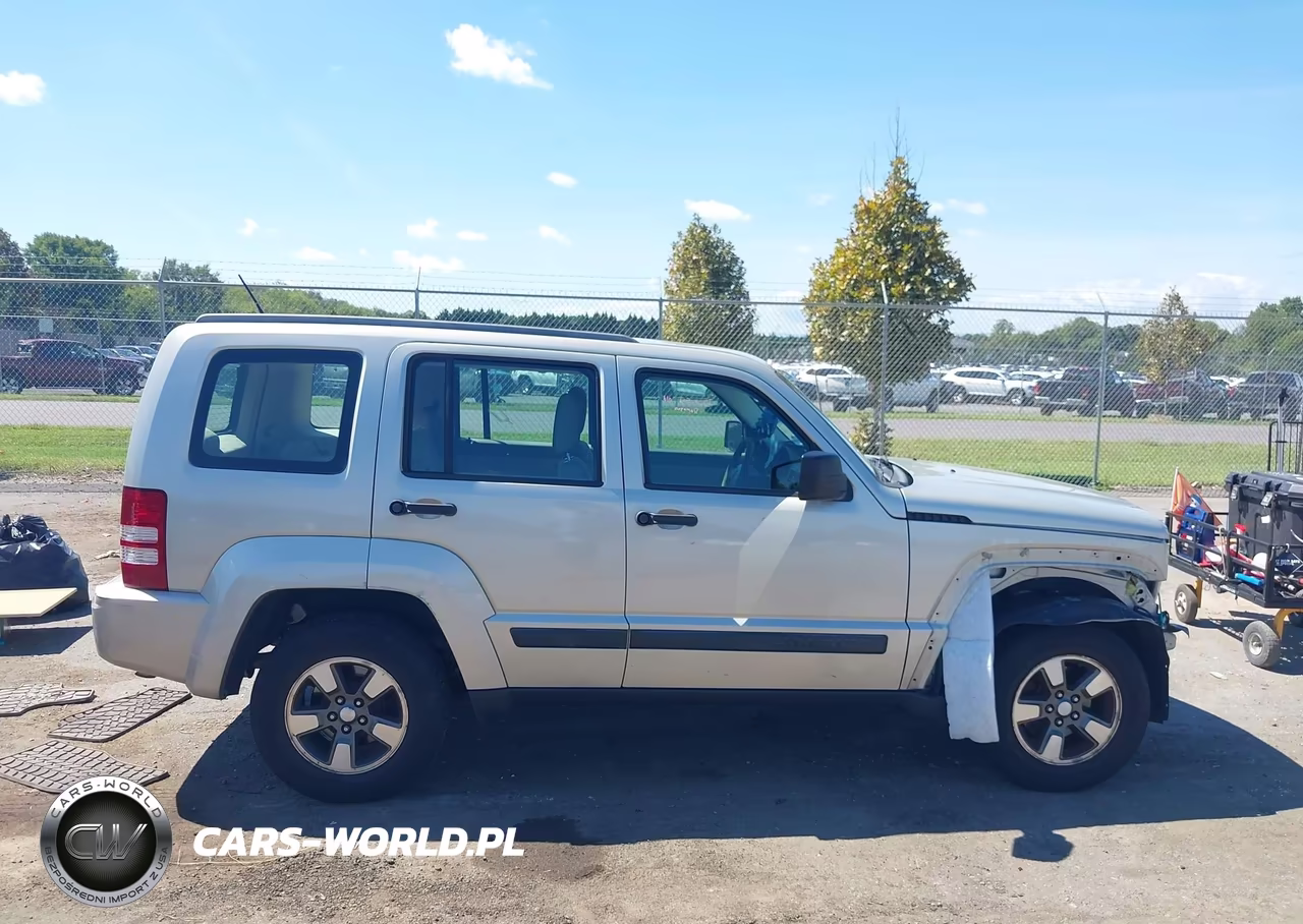 2008 Jeep Liberty Sport VIN:1J8GN28K28W280152 - 14