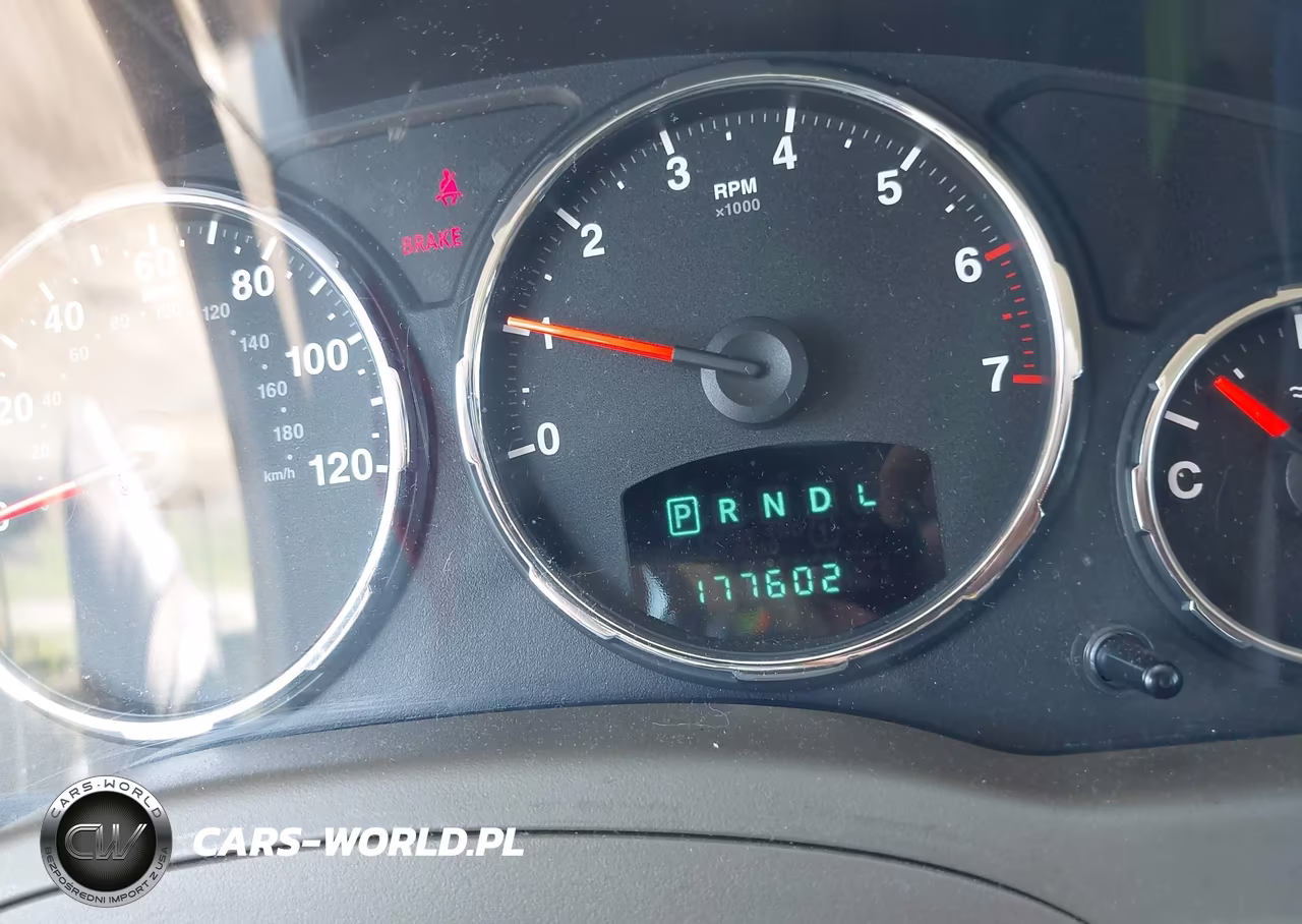 2008 Jeep Liberty Sport VIN:1J8GN28K28W280152 - 16