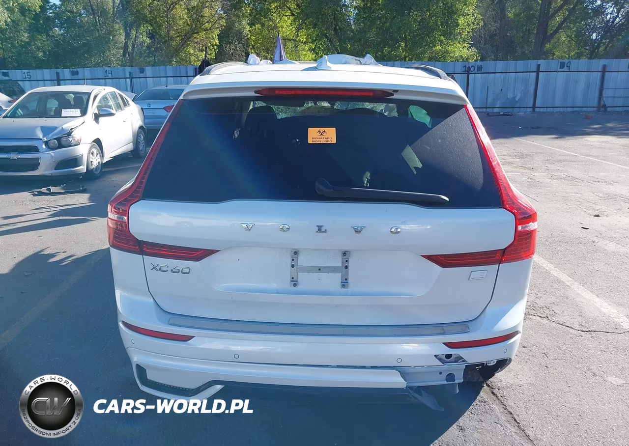 2024 Volvo Xc60 Recharge Plug-In Hybrid T8 Plus Dark Theme VIN:YV4H60DL8R1755102 - 15