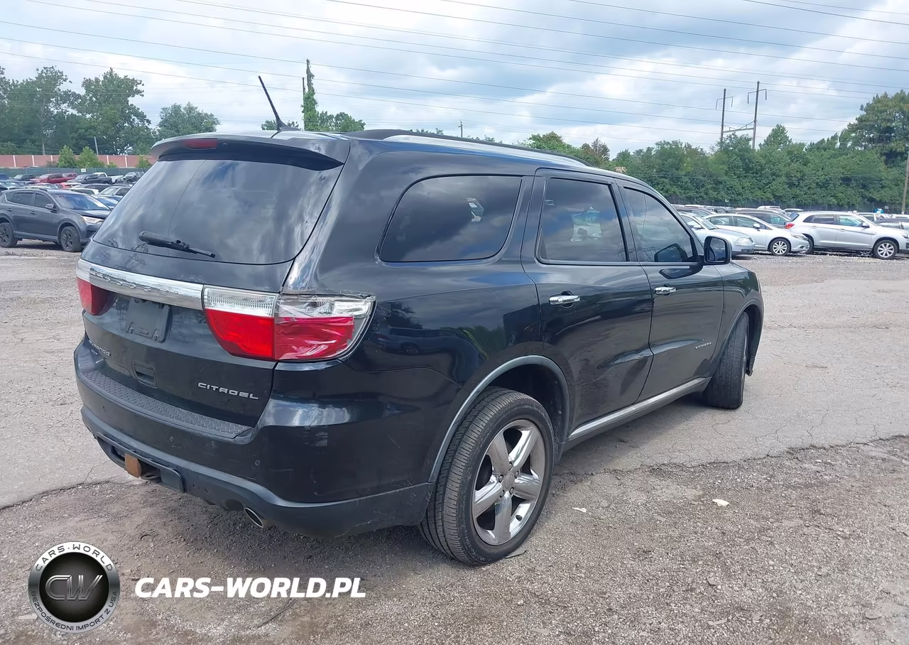 2011 Dodge Durango Citadel VIN:1D4SE5GT2BC632736 - 4