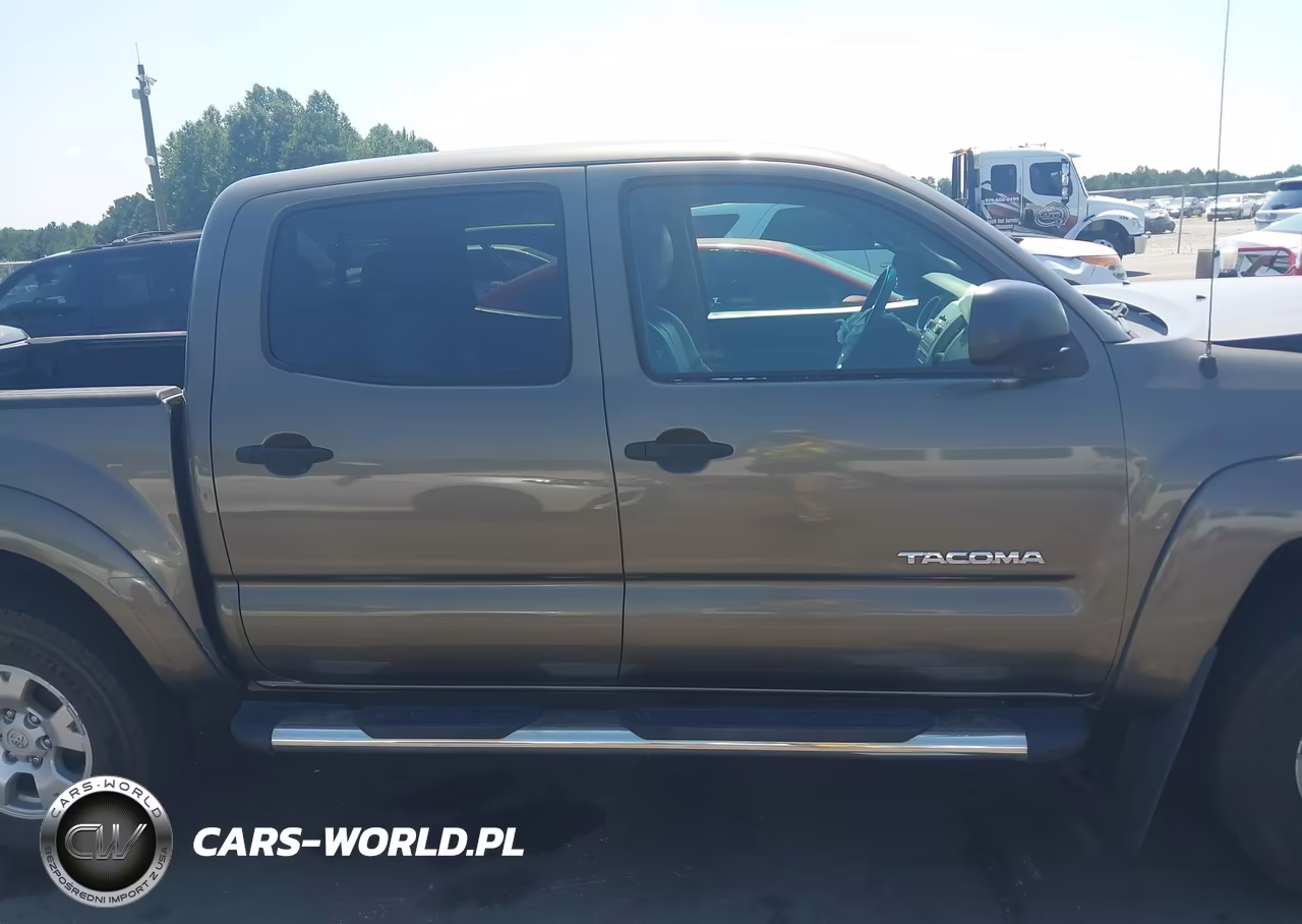 2010 Toyota Tacoma Prerunner V6 VIN:3TMJU4GN5AM093940 - 13