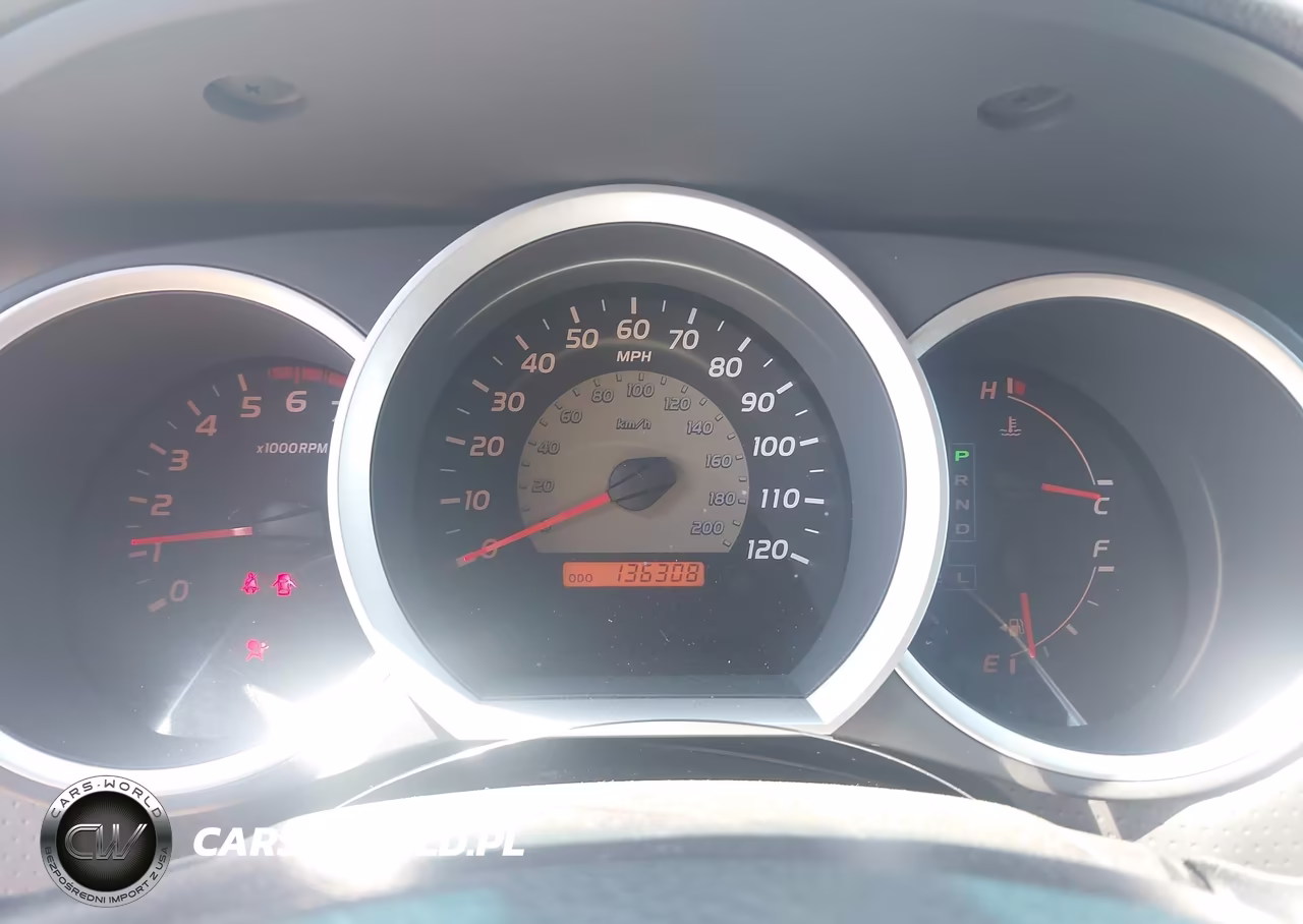 2010 Toyota Tacoma Prerunner V6 VIN:3TMJU4GN5AM093940 - 7