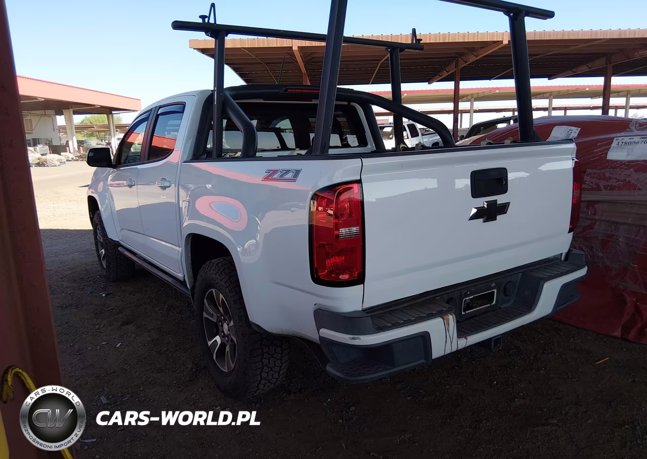 2015 Chevrolet Colorado Z71 VIN:1GCGSCE32F1158047 - 3
