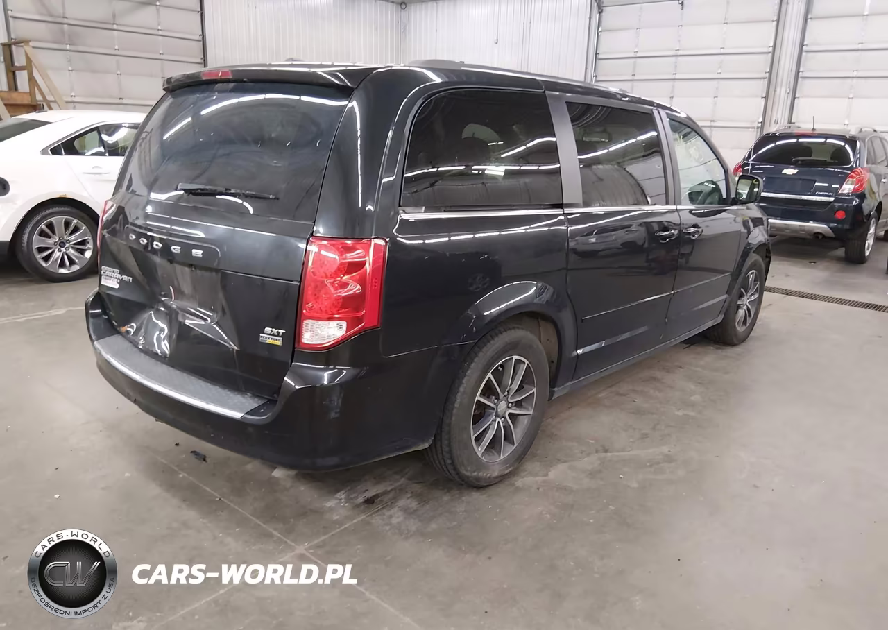 2017 Dodge Grand Caravan Sxt VIN:2C4RDGCG4HR574213 - 4