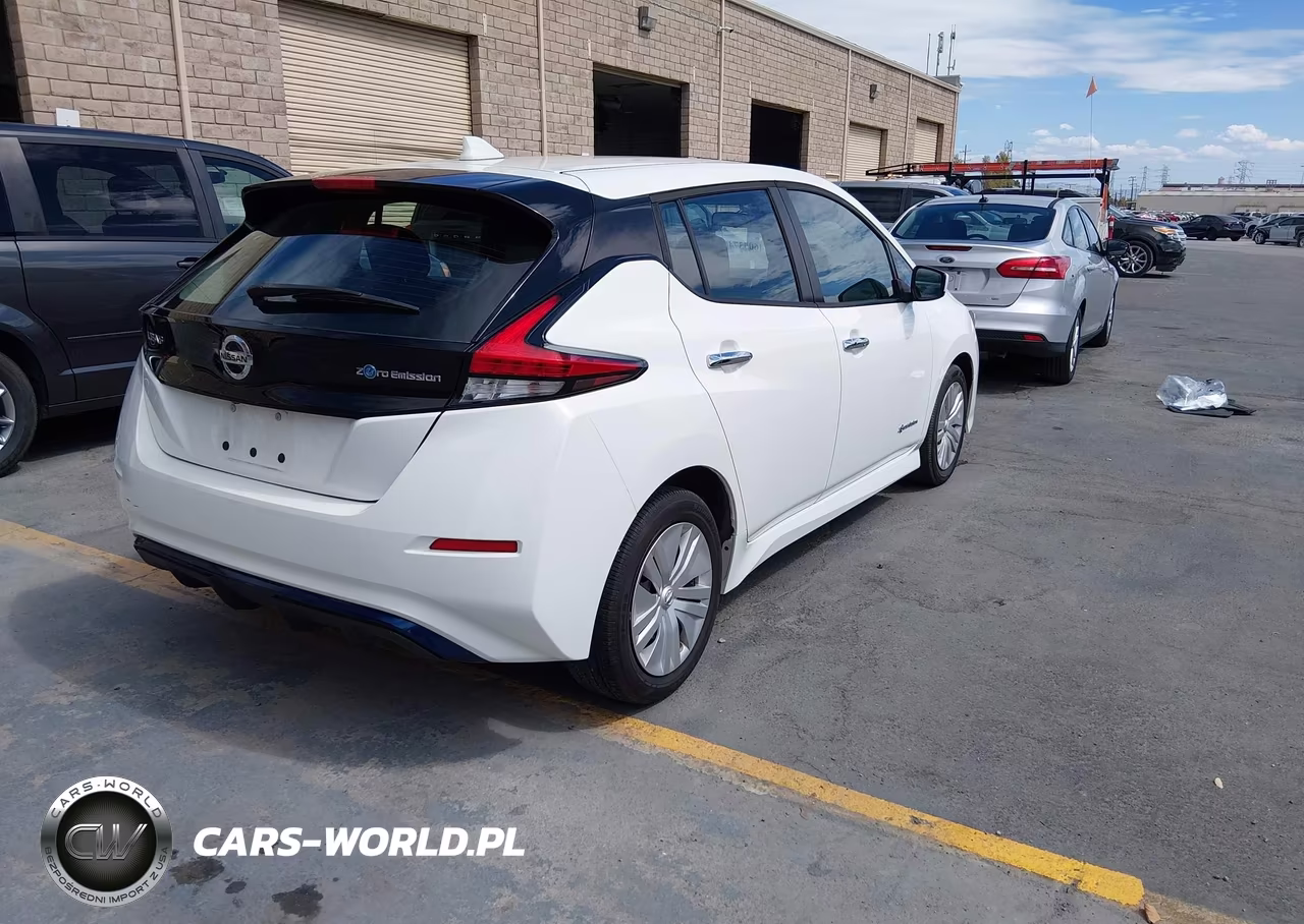 2019 Nissan Leaf S VIN:1N4AZ1CP6KC318110 - 4